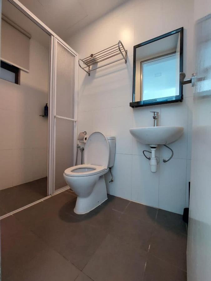 Apartment Seaview Water Front 3r3b 超舒适海景房间-3房3卫 Port Dickson